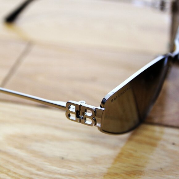 BNWT AW24 BALENCIAGA NARROW CAT EYE SUNGLASSES BB0335S - Picture 6 of 9